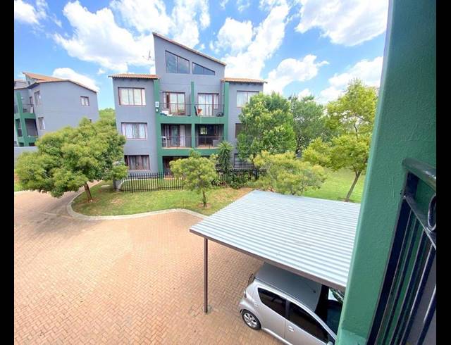 2 BEDROOM PROPERTY TO RENT IN HONEYDEW GROVE